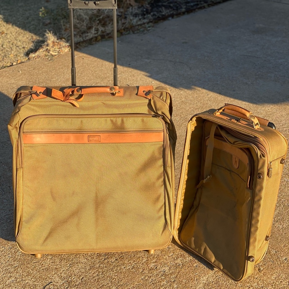 Hartmann Brown Leather Rolling Luggage Suitcase Carry On Bag 27 x 20 x 13"